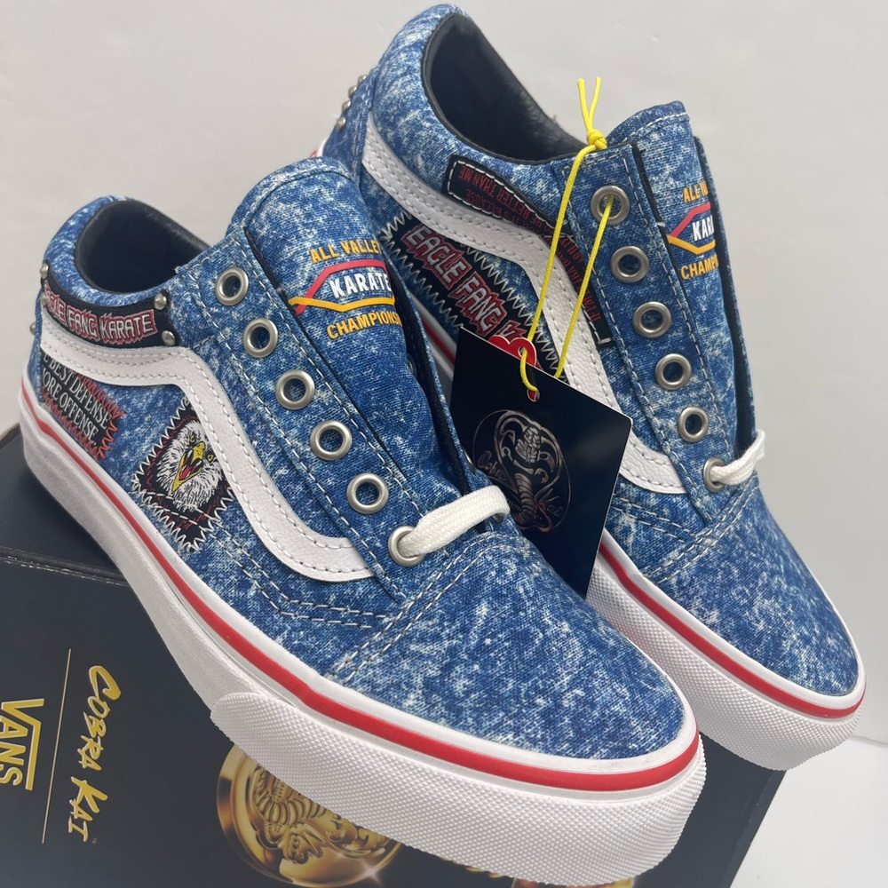 Vans WMNS Old Skool
Cobra Kai Multi/True White Sneakers 
VN0A3WKT6GL - Picture 11 of 16